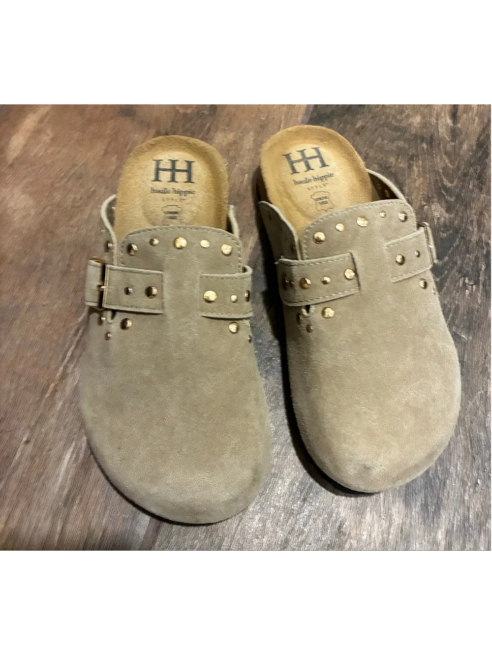Haute Hippie Suede Clogs, girls Size 2, Taupe